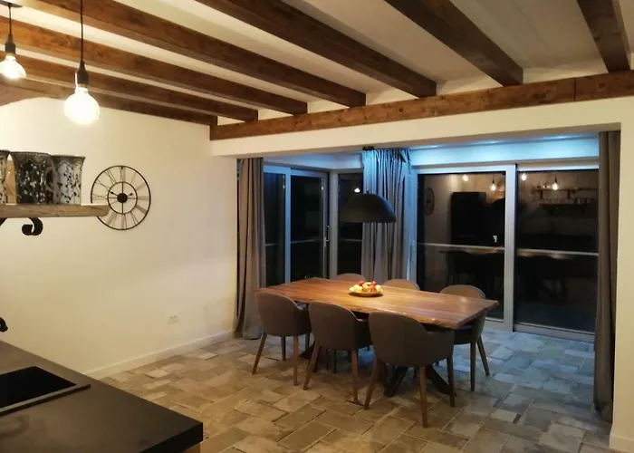 Perla Dalmatica 게스트하우스 4*